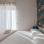 Bg